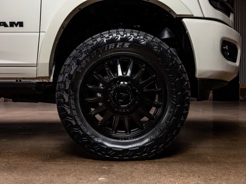 Used 2024 RAM 3500 Limited image 12