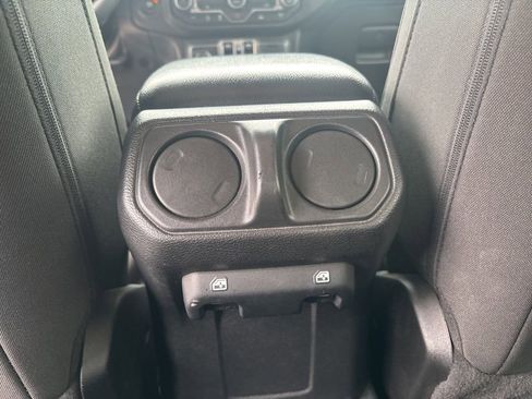 Used 2023 Jeep Gladiator Sport image 35