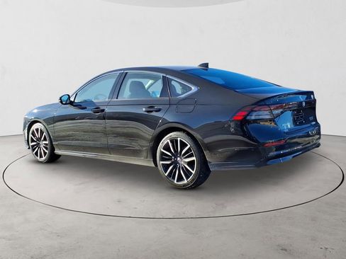 Used 2024 Honda Accord Touring image 7