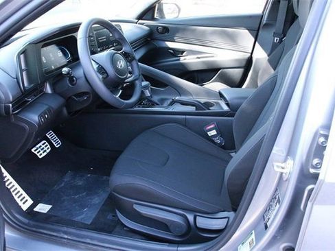 Certified 2026 Hyundai Elantra Sport image 10