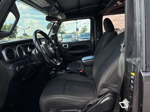 Used 2020 Jeep Wrangler Sport AWD/4WD image 13