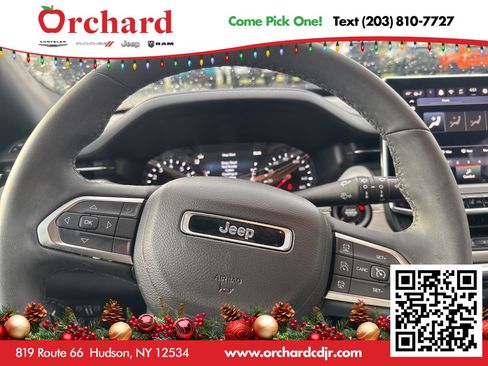 Used 2024 Jeep Compass Limited image 35