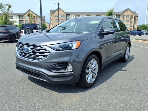 Used 2024 Ford Edge Titanium AWD/4WD image 37