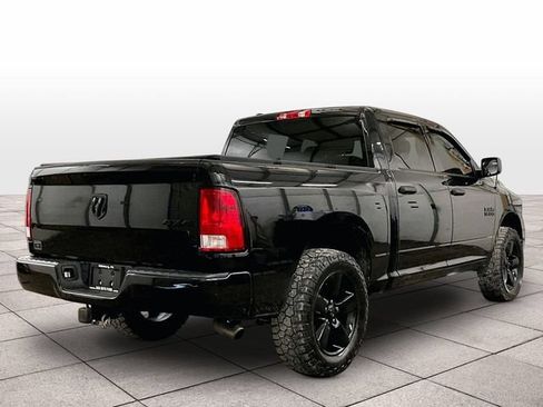 Used 2018 RAM 1500 Express w/ Black Ram 1500 Express Group AWD/4WD image 12