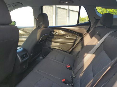 Used 2023 GMC Terrain SLE w/ Driver Convenience Package FWD image 10