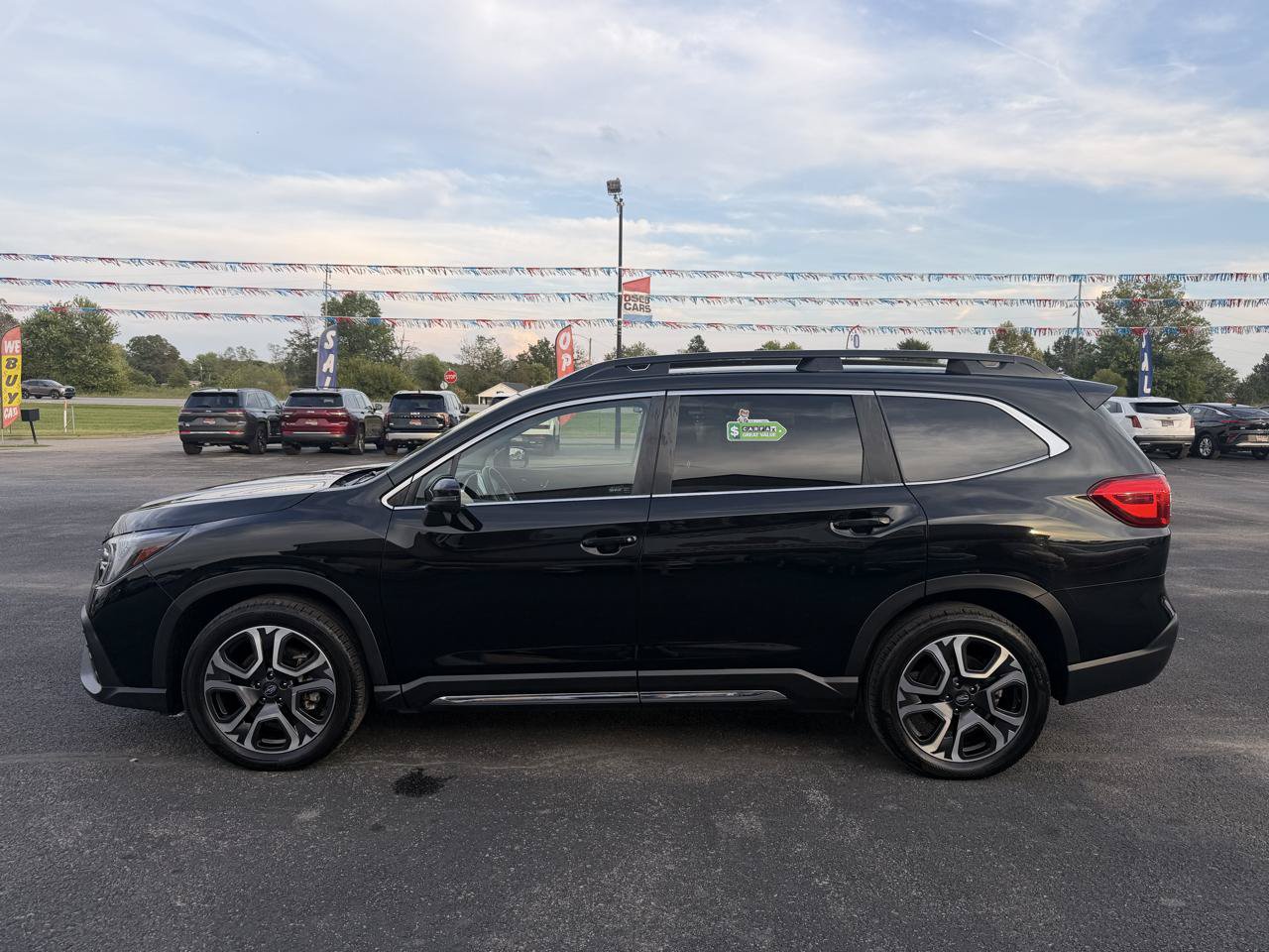 Used 2023 Subaru Ascent Limited AWD/4WD image 9