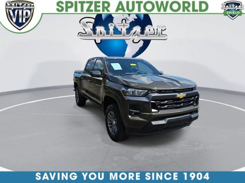 Used 2023 Chevrolet Colorado LT w/ LT Convenience Package AWD/4WD image 2