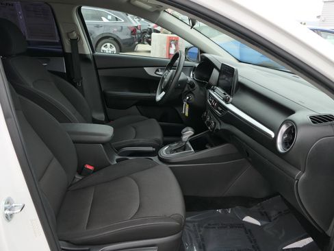 Used 2023 Kia Forte LXS image 26