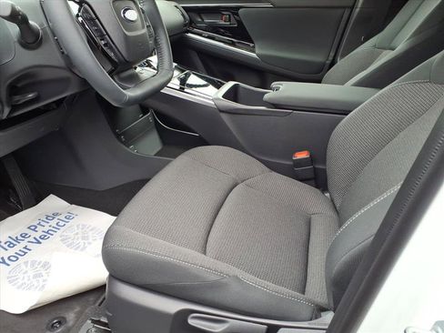 Certified 2025 Subaru Solterra Premium image 14