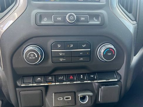 Used 2026 Chevrolet Silverado 1500 Custom RWD image 10