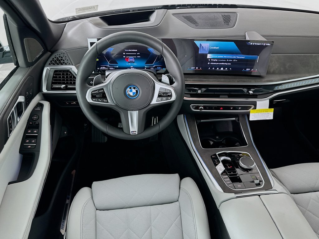 Used 2026 BMW X5 xDrive50e w/ M Sport Package AWD/4WD image 19