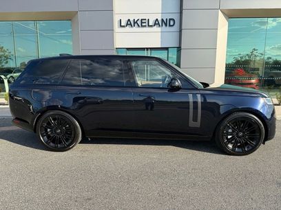 New 2025 Land Rover Range Rover Long Wheelbase SE