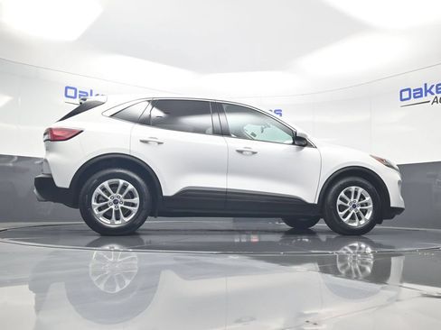 Used 2020 Ford Escape SE FWD image 44