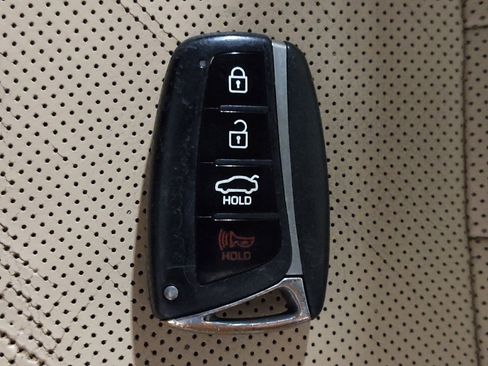 Used 2016 Hyundai Genesis 3.8 w/ Option Group 02 image 32