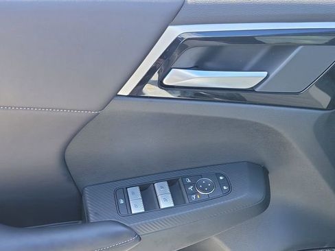 New 2026 Mitsubishi Outlander SE FWD image 23