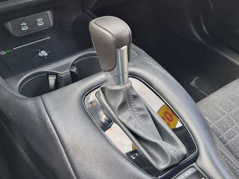 Certified 2026 Honda HR-V LX image 15