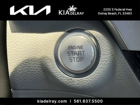 Certified 2023 Kia Telluride S w/ S Sunroof Package FWD image 31