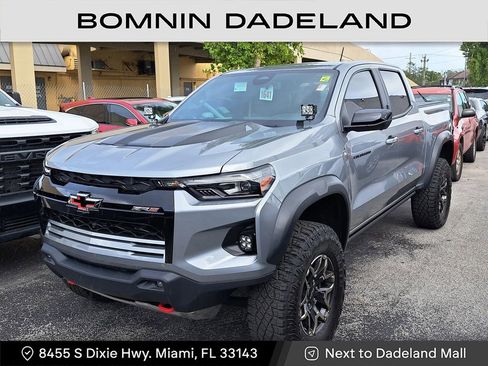 Used 2024 Chevrolet Colorado ZR2 w/ ZR2 Convenience Package III image 2