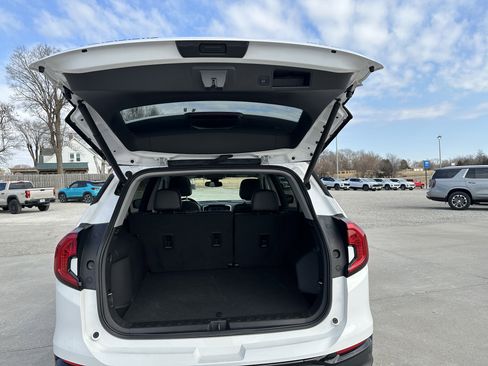 Certified 2022 GMC Terrain SLT w/ Elevation Edition image 26