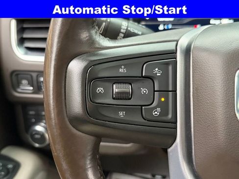 Used 2022 GMC Yukon SLT w/ SLT Premium Package image 13
