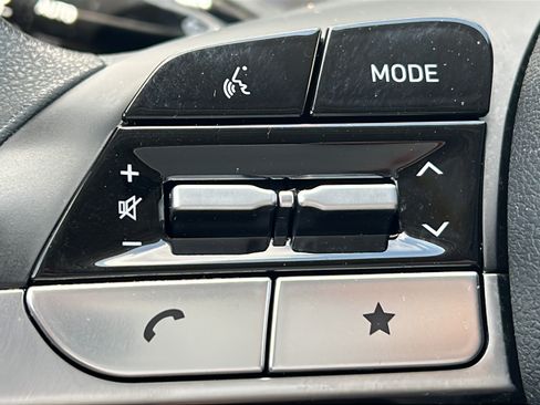 Certified 2023 Hyundai Tucson SEL AWD/4WD image 18