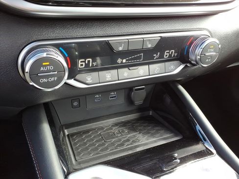 New 2025 Nissan Altima 2.5 SR image 14