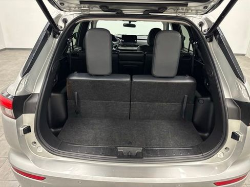 Used 2024 Mitsubishi Outlander FWD image 7