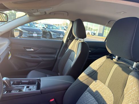 New 2026 Nissan Sentra SV w/ SV Convenience Package FWD image 25