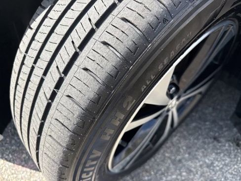 Used 2020 Nissan Sentra SV image 6