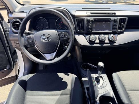 Certified 2018 Toyota RAV4 LE FWD image 2
