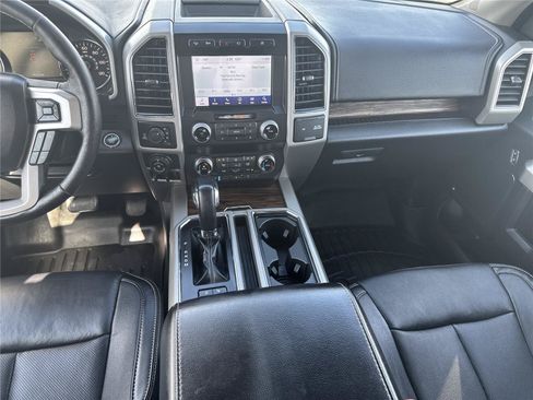 Used 2019 Ford F150 Lariat w/ Equipment Group 502A Luxury AWD/4WD image 15