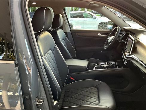 New 2026 Volkswagen Atlas SEL Premium R-Line image 6