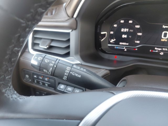 Used 2024 GMC Yukon Denali AWD/4WD image 42