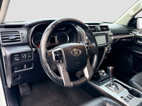 Used 2017 Toyota 4Runner Limited image 9