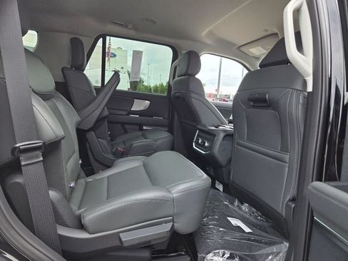 New 2026 Ford Expedition Active RWD image 45