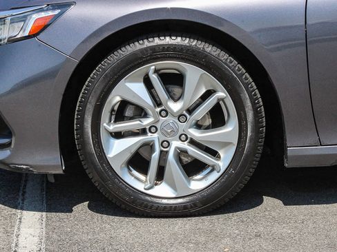 Used 2018 Honda Accord LX image 11