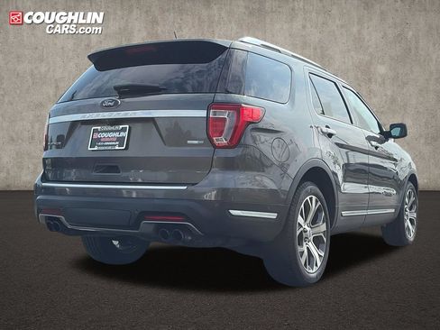 Used 2018 Ford Explorer Platinum AWD/4WD image 9