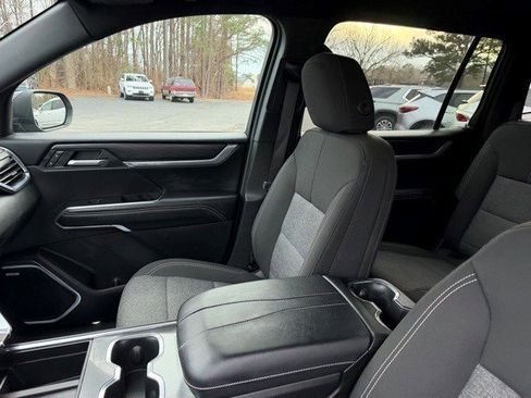 Certified 2025 GMC Acadia Elevation image 13