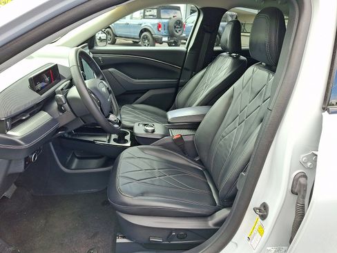 Used 2023 Ford Mustang Mach-E Select w/ Comfort Package Lite AWD/4WD image 14
