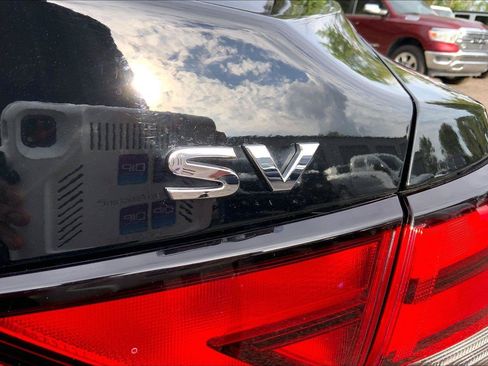 Used 2024 Nissan Sentra SV FWD image 8