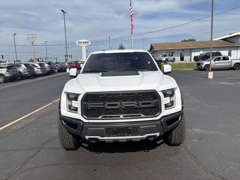 Used 2017 Ford F150 Raptor w/ Equipment Group 802A Luxury AWD/4WD image 3