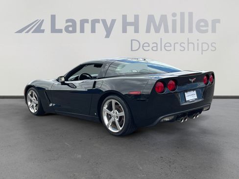 Used 2008 Chevrolet Corvette Coupe w/ Preferred Equipment Group RWD image 3