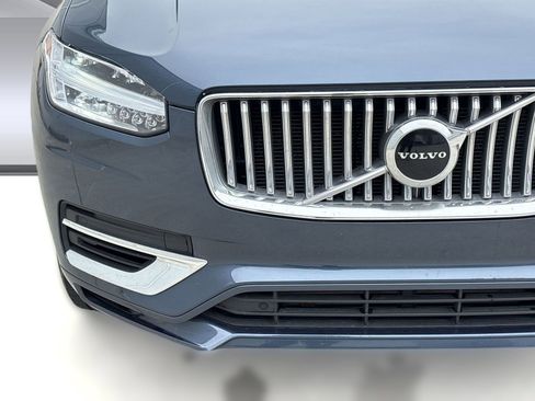 Certified 2022 Volvo XC90 T8 Inscription Expression image 11