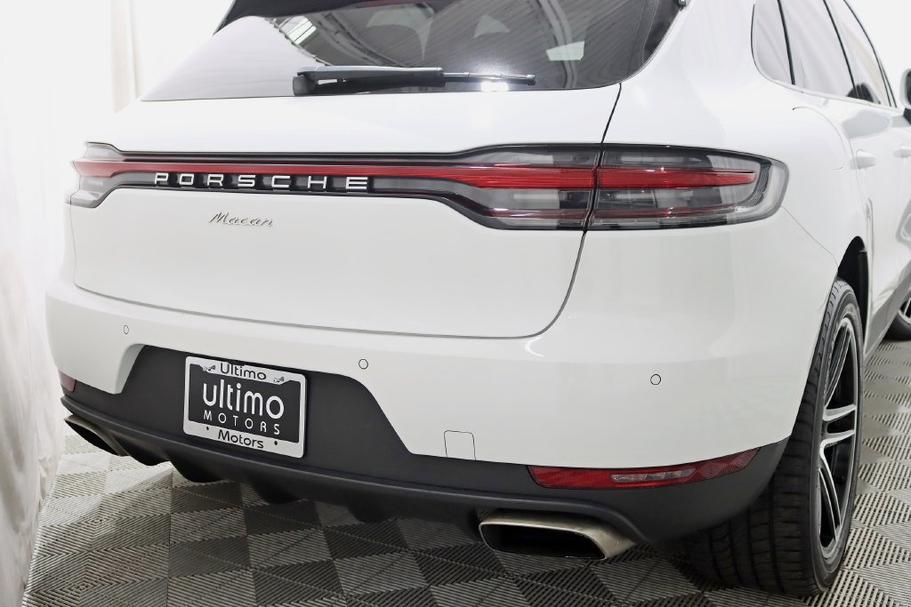 Used 2021 Porsche Macan AWD/4WD image 12