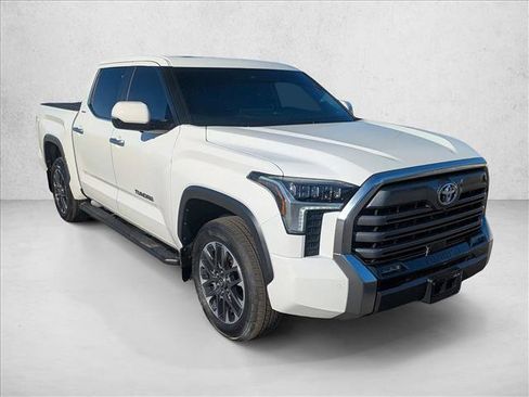Used 2025 Toyota Tundra Limited image 3