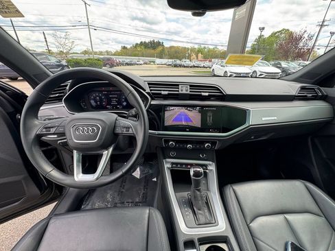 Used 2023 Audi Q3 2.0T Premium w/ Convenience Package AWD/4WD image 13