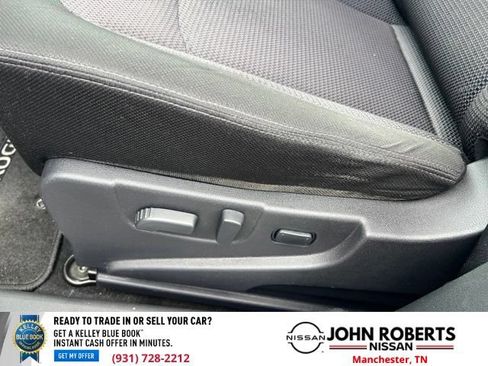Used 2013 Nissan Rogue SV FWD image 15