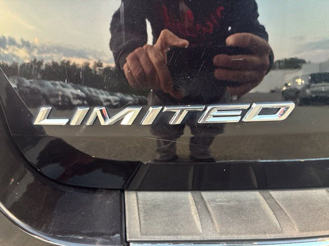 Used 2020 Ford Explorer Limited w/ Class III Trailer Tow Package AWD/4WD image 11