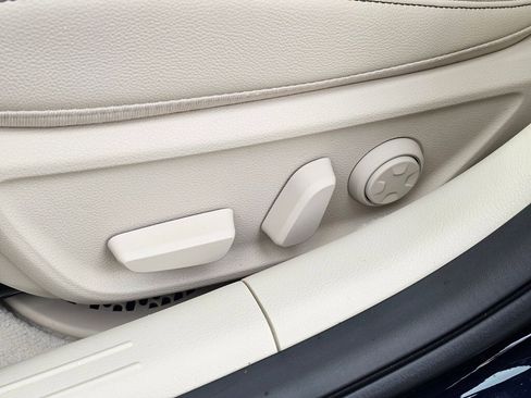 New 2026 Genesis G70 2.5T Prestige image 33