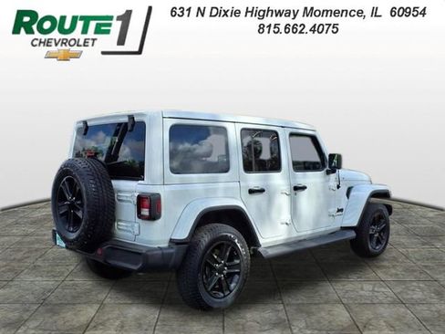 Used 2021 Jeep Wrangler Unlimited Sahara AWD/4WD image 3